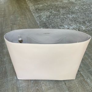 Cuyana Tote Organization Insert